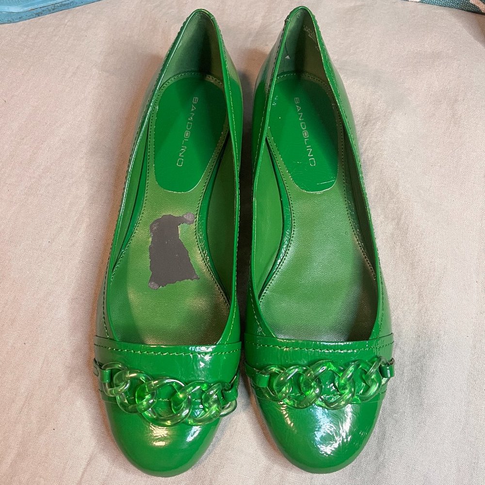 Bandolino Green Patent Leather Flats - Picture 2 of 6